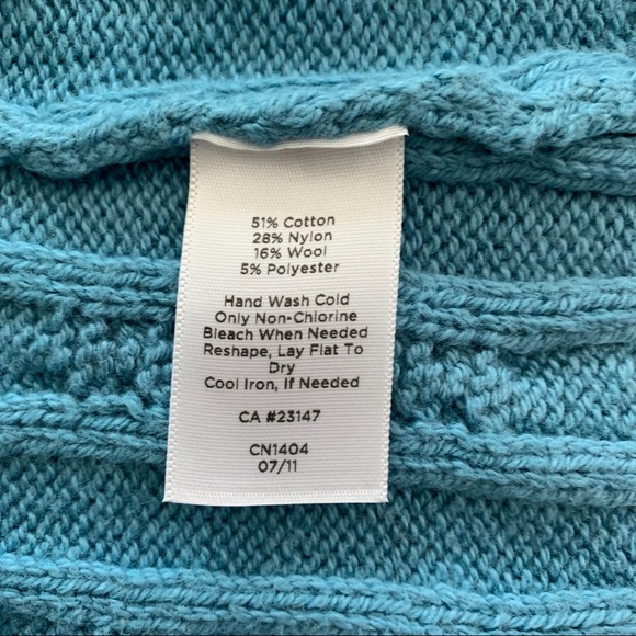 ❤️‍🔥 HP ❤️‍🔥Talbots blue cable long sleeve pullover sweater.  Size MP. - Picture 5 of 6